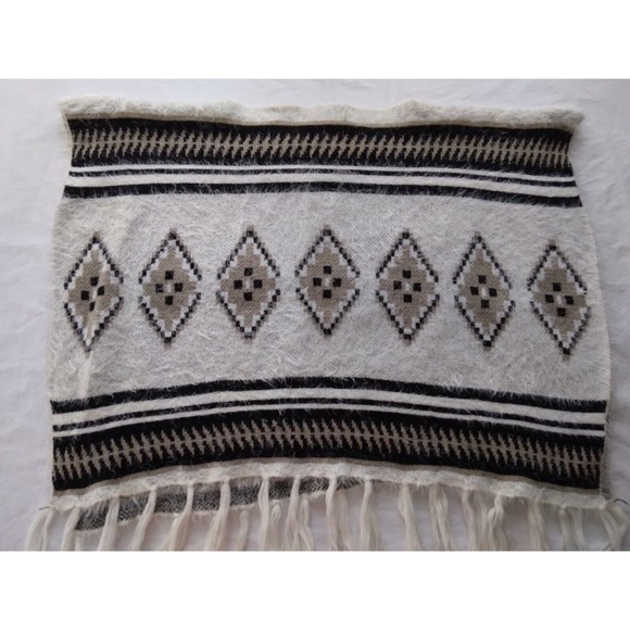 Neiman Marcus Poncho Sweater Fringe Boho Womens One Size - Picture 7 of 9